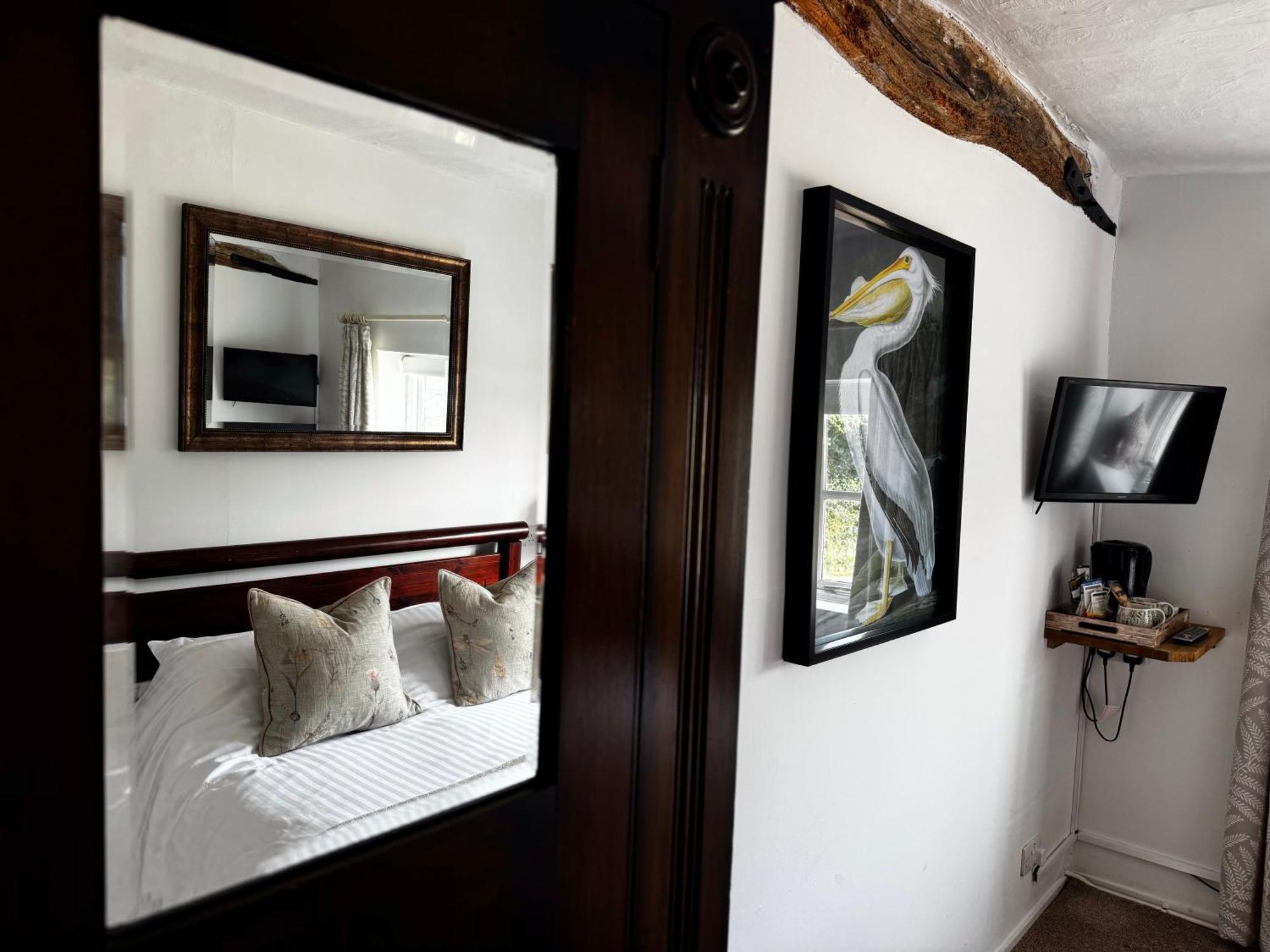 The Bowl Inn Charing Екстер'єр фото