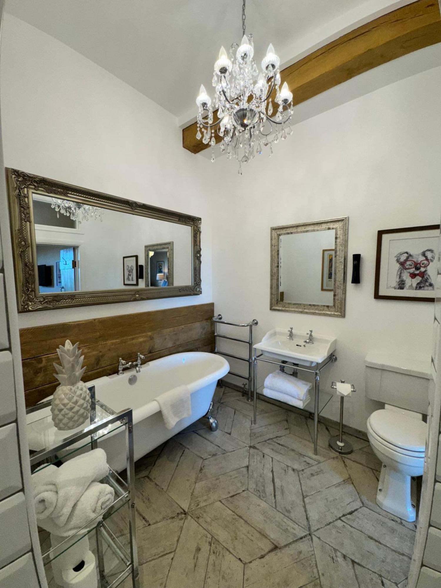 The Bowl Inn Charing Екстер'єр фото